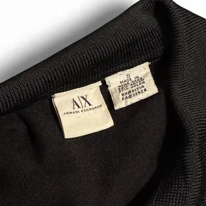 Mens Casual Polo ✦ Open To All Offers ✦ Bundle Measurements: Used Excellent Condition Mens Armani Exchange Black Classic Spring Durable Stretchy Fit Size Small ——— TAGS ——— #ArmaniExchange #Casual #Polo #Y2K #BusinessCasual thumbnail 5
