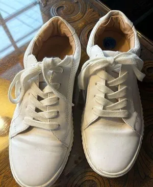 Steve Madden White Leather Sneakers thumbnail 1