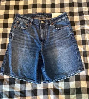 American Eagle Bermuda Shorts thumbnail 1