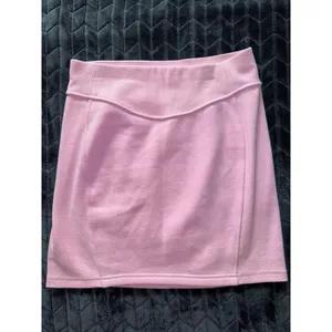 Lululemon Women's Skirt‎ Scuba High Rise Mini Vitapink Cotton Fleece Sz Small thumbnail 4