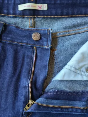 Levi's Dark Wash Mid-Rise Skinny Womens Size 12 (28x30) Denim Stretch Jeans thumbnail 10