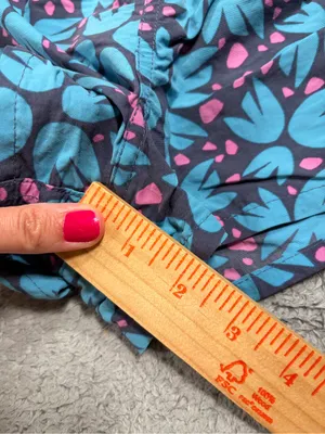 Patagonia barely baggies Blue pattern Shorts small thumbnail 10