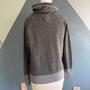 Abercrombie & Fitch Gray Cowl Neck Sweatshirt thumbnail 6