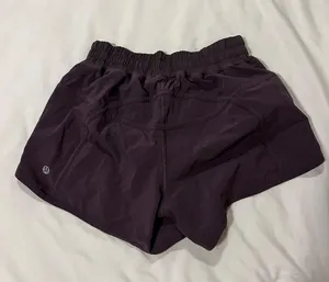 Lululemon Hotty Hot Short 4” thumbnail 1