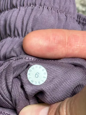 Lululemon Hotty Hot Short II *2.5" thumbnail 6