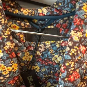 BLANK NYC Quilted In Bloom Wrap Belted Jacket Vest Size M New w Tag MSRP $98 SOO thumbnail 12