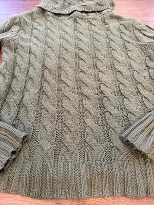 Ye Mak Olive Green Cable Turtleneck Sweater - Women’s Size Small - C27-139 thumbnail 4