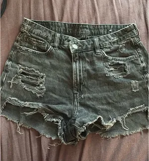 American Eagle Outfitters Jean Shorts Black thumbnail 3