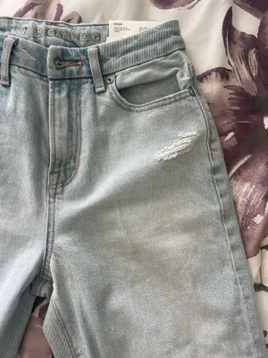 American Eagle Strigid Curvy Mom Jeans thumbnail 4