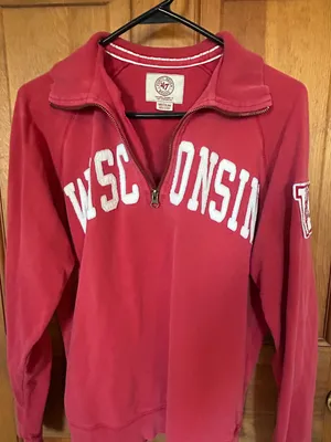 47 ’ Vintage Wisconsin Quarter Zip thumbnail 1
