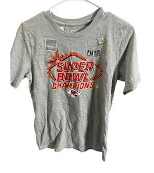 Nike Super‎ Bowl LVII Champions Chiefs Tee Size L Gray Short Sleeve Women’s thumbnail 1