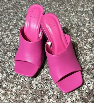 A New Day Pink Platform Heels thumbnail 9