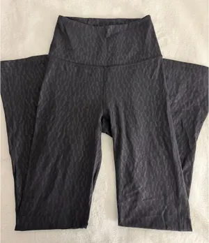 Lululemon Flared Leggings  thumbnail 1