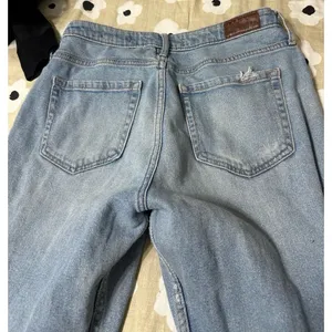 Hollister high rise mom jeans thumbnail 7
