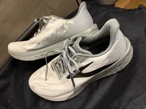 Men's Brooks Launch 11 Running Shoes Size 12 thumbnail 4