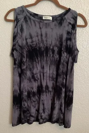 Ginger G Women's Black and Gray Cold-Shoulder Tie-Dye Short-Sleeve Top L thumbnail 1
