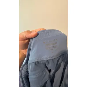 Athleta Trekkie North Mid-Rise Hiking Shorts Women’s Size 14 Blue Athletic thumbnail 5