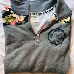 PINK - Victoria's Secret Quarter Zip thumbnail 2