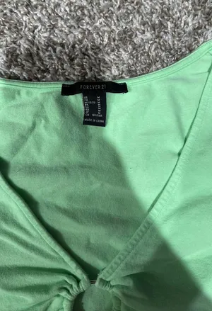 Crop Top thumbnail 4