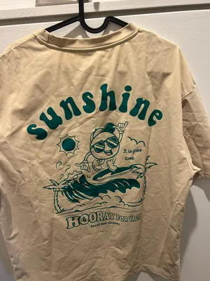 SheIn Graphic T-Shirt thumbnail 3