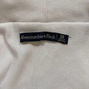Abercrombie & Fitch White Ribbed Off Shoulder Bodysuit XS thumbnail 4
