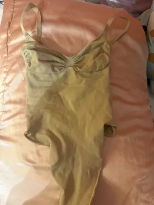 SKIMS Shapewear Bodysuit Thong thumbnail 1