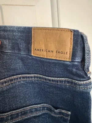 American Eagle Jeans Mom thumbnail 3