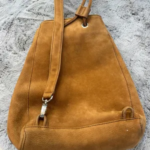 Eddie Bauer Tan Suede‎ Leather Bag Drawstring One Shoulder Backpack Purse thumbnail 2