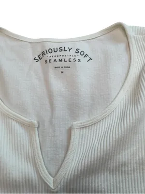 Aeropostale Seriously Soft White Ribbed Seamless Split Neck Baby Tee Medium Top thumbnail 9