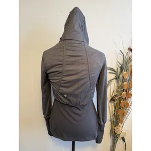 LULULEMON Reversible Dance Studio Jacket Hoodie‎ Women's Sz 6 Gray Full Zip thumbnail 5