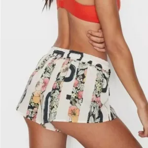 Victoria's Secret Women's Floral Logo Pajama Shorts‎ White Medium thumbnail 7
