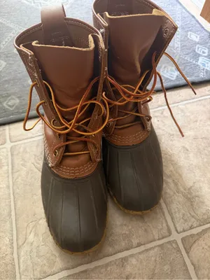 L.L. Bean Two-Tone Brown Leather and Dark Brown Women’s 8”Boots thumbnail 2