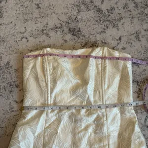 Lulus Enchanting Bombshell Cream Floral Jacquard Strapless Mini Dress Medium NWT thumbnail 6