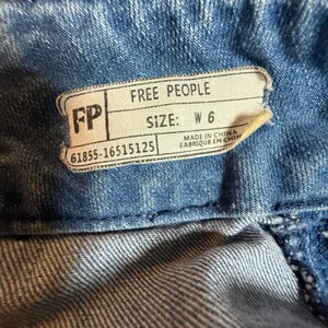 Free People Light Wash Denim Mini Skirt‎ Blue Cotton Back Zip Size 6 OB486618 thumbnail 4