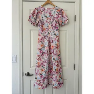 Floral Sweetheart Midi Dress size medium thumbnail 2