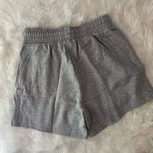 Gymshark Training Fleece Shorts Light Grey Core Marl Size Small thumbnail 6