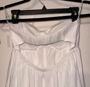 White Hollister Strapless Maxi Dress thumbnail 3