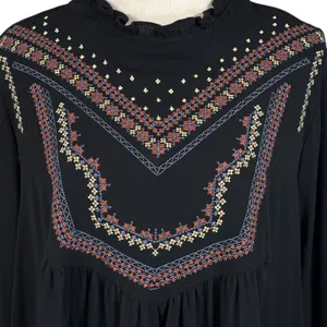 Torrid SZ 2 (2X-Large) Tunic Top Embroidered Ruffled Neck Long Balloon Sleeves thumbnail 2