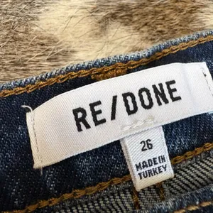 RE/DONE‎ High Rise Ankle Crop Jeans In Dark Rinse Size 26 thumbnail 3
