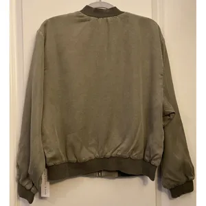 NWT Sz Medium Olive Green Bomber Light‎ Jacket - Young Fabulous & Broke thumbnail 4