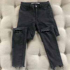 Zara Trafaluc Destroyed Skinny Raw Hem Jeans 4 thumbnail 2