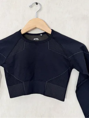 AYBL Women’s Reflex Seamless Crop Top Shirt Longsleeve Thumbholes in Black S thumbnail 3