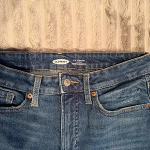 Old Navy OG Straight High Rise Distressed Jeans‎ Blue Size 6 thumbnail 3