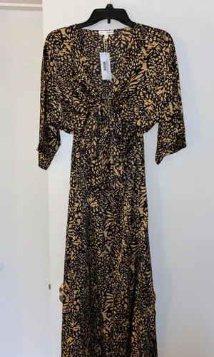 Dress thumbnail 1