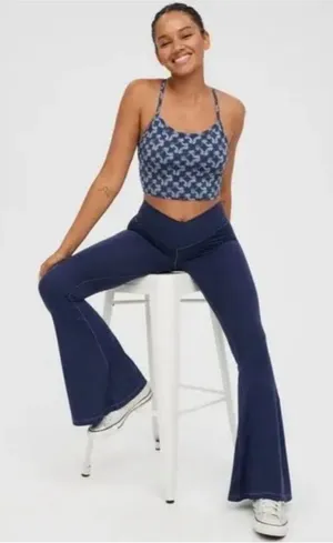 Offline By Aerie Real Me Crossover Super Flare Leggings in Navy Sz‎ XL Short NEW thumbnail 1