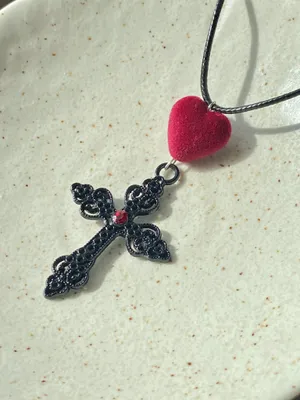 Handmade vintage antique goth heart & cross necklace✝️🖤 thumbnail 4