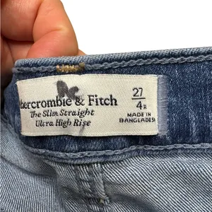 👖 Abercrombie & Fitch Ultra High Rise Slim Straight Jeans Women’s‎ 27/4R 👖 thumbnail 3