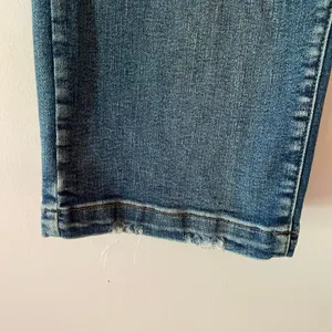 Judy Blue Wide Leg Medium Wash Jeans Cropped Fit High Rise Women's size 11 / 30 thumbnail 4