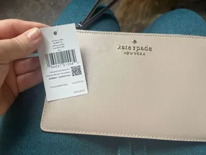 Wristlet thumbnail 3