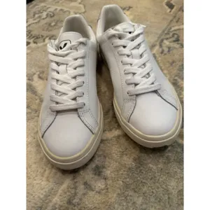 VEJA Low Esplar Leather Lace-Up Sneakers | White Great Condition Size 5 EUR 36 thumbnail 16